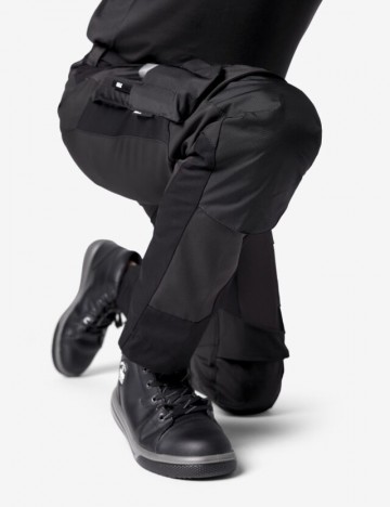 Afb0890f 8b08 4aca ab10 bb3846ee297e 640x832